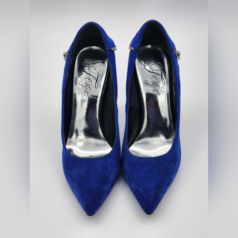 Fergie shoe, high heel royal blue with side zip design on the side of the shoe.